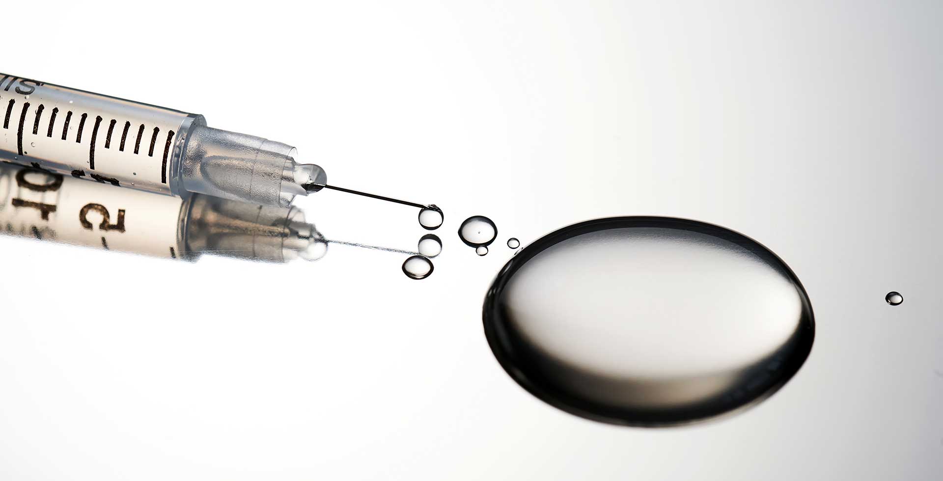 Injection d'inducteurs de collagène à Nantes